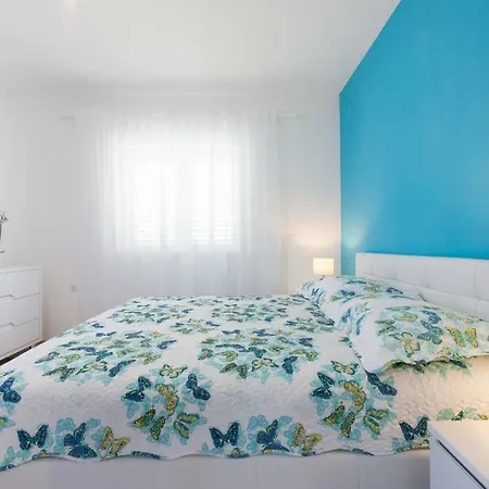 Amfora Apartment *